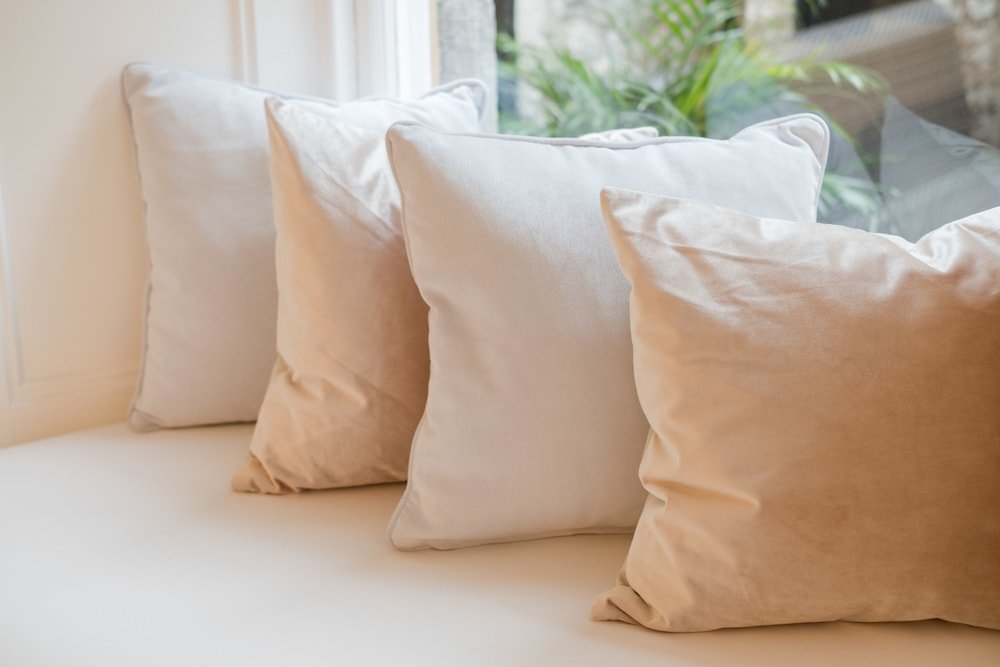 Фото Edinburgh Castle Apartments and Suites