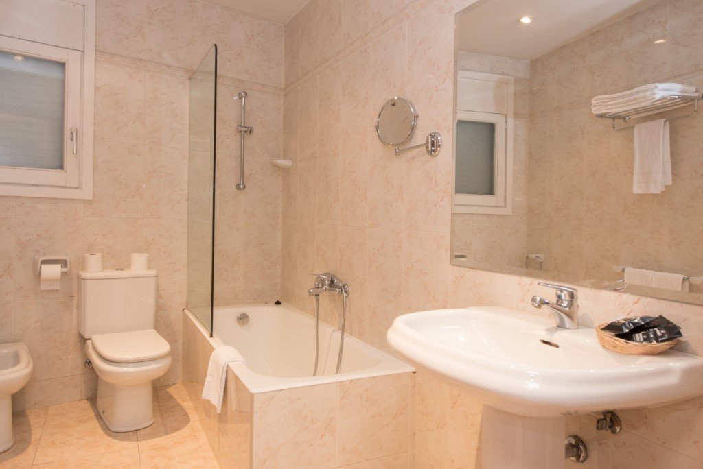 Фото Evenia Oros