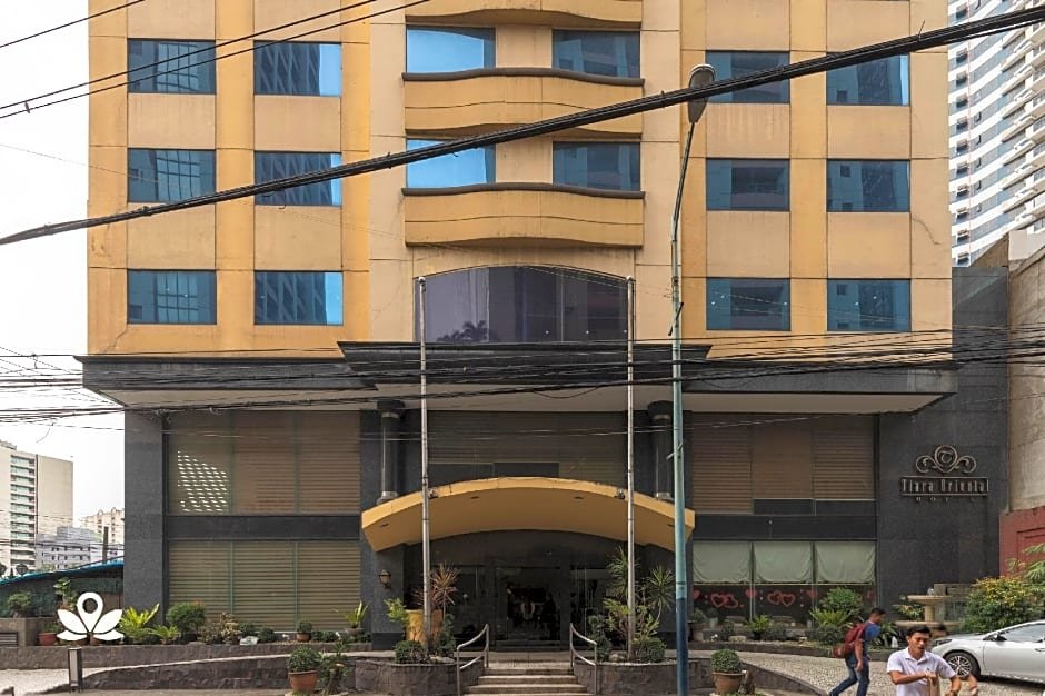 Фото Tiara Oriental Hotel