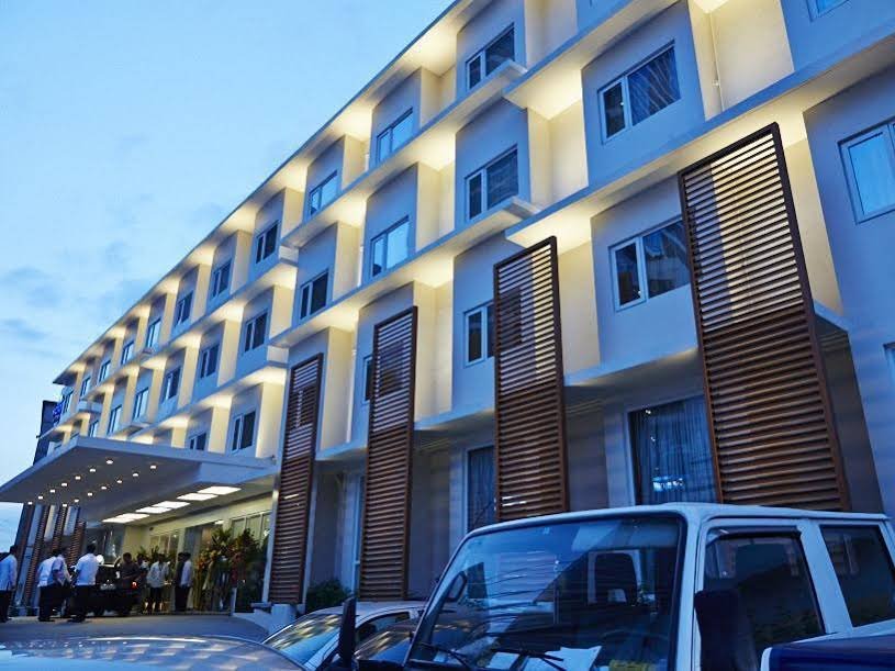 Фото Microtel by Wyndham Acropolis