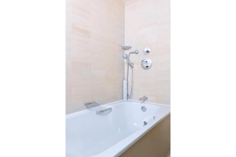 Фото Park City Grand Plaza Kensington