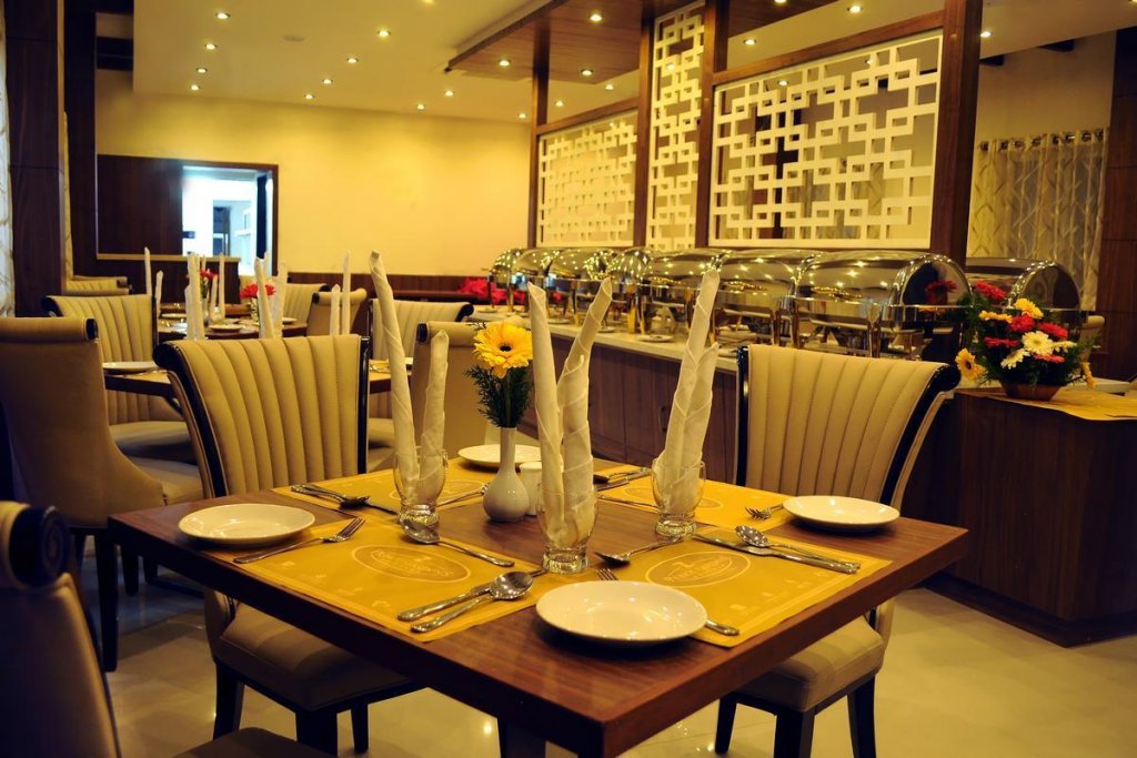 Фото Hotel Prince Gardens