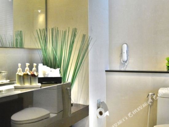 Фото A-One Boutique Hotel