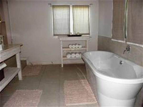 Фото Twilight Cottage