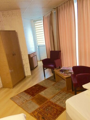 Гостиница Emre Hotel в Авджиларе