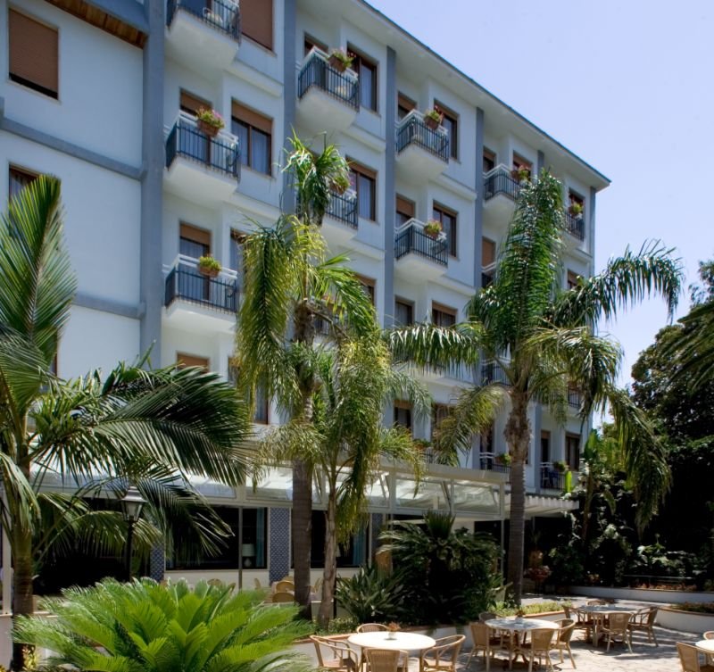 Фото Hotel Caravel