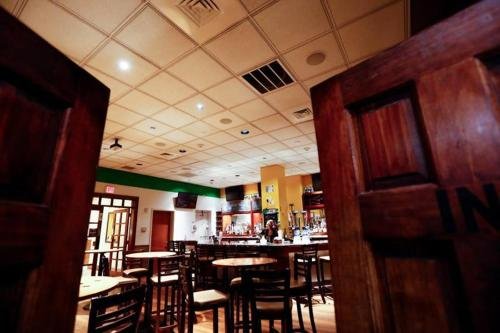 Фото Hotel Executive Suites