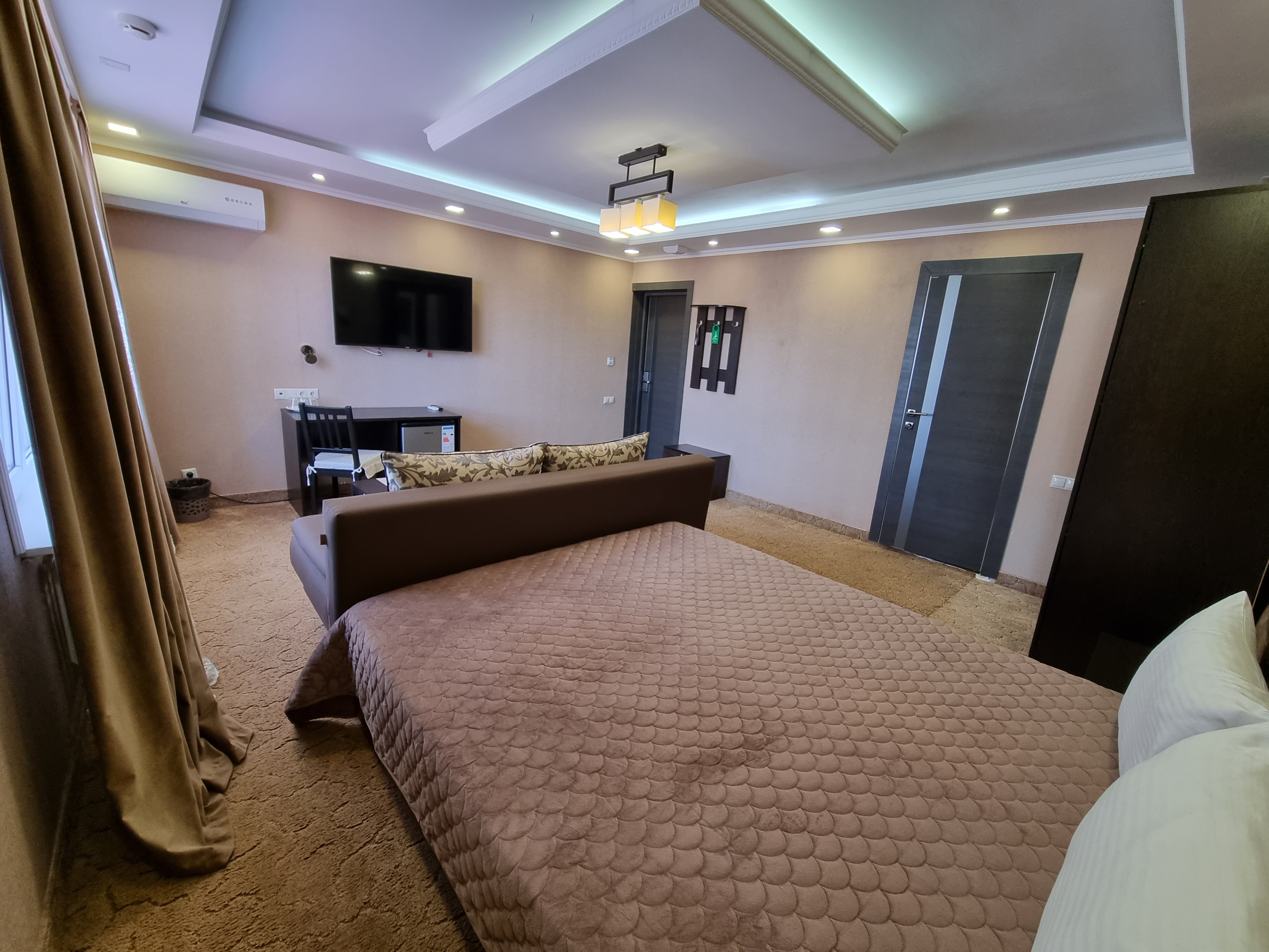 Фото Восток