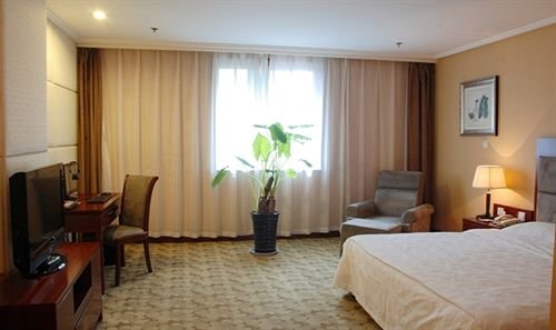 Фото Days Inn by Wyndham City Centre Xian