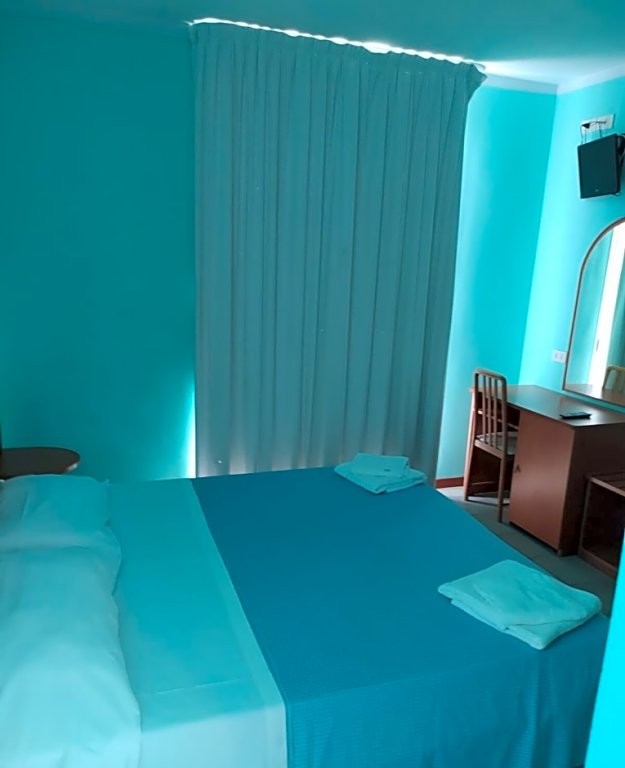 Фото Hotel Blue Moon