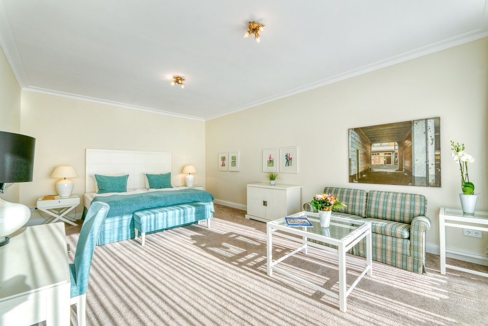 Фото Appartement Hotel Timmendorfer Strand