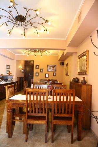 Фото Roes Suites