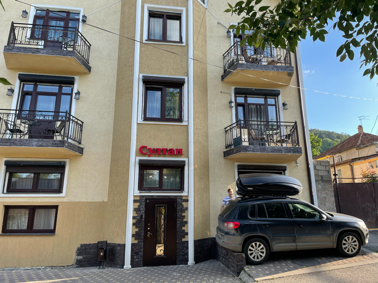 Фото Султан