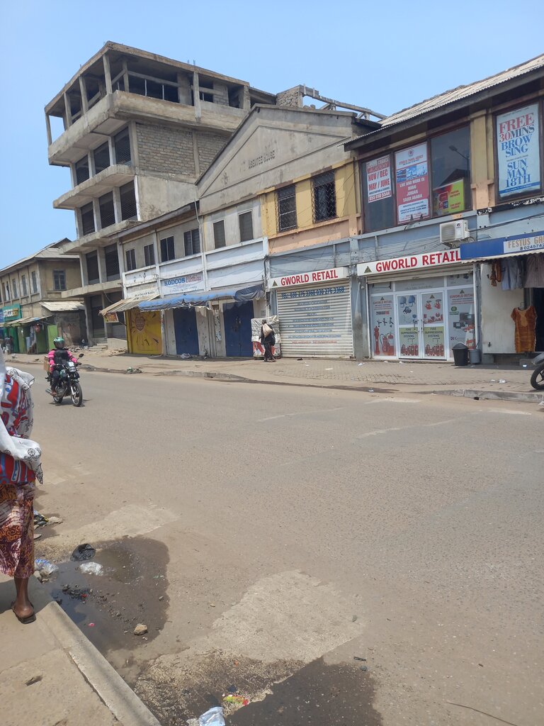 Tailor Kodcos, Accra, photo
