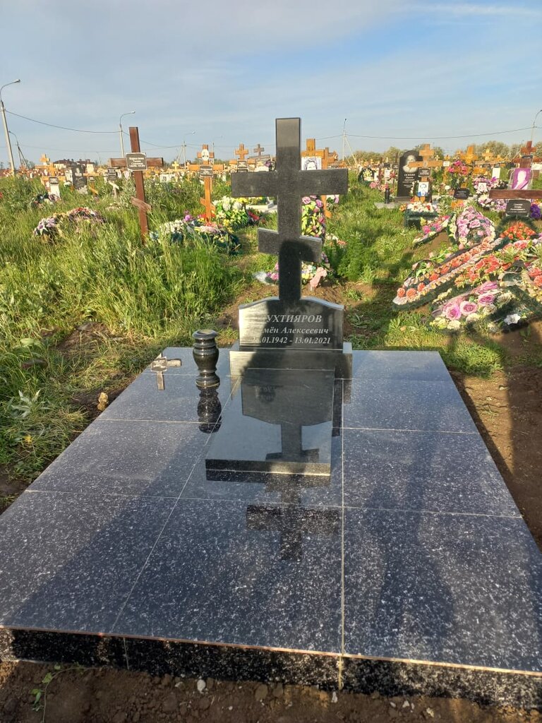 Изготовление памятников и надгробий Монолит, Краснодарский край, фото