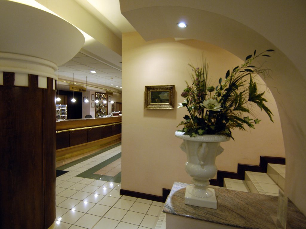 Фото Corvin Hotel Budapest - Sissi wing