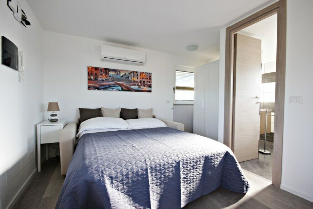 Фото Wonder Penthouse Attic