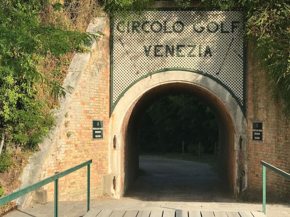 Фото Oasis Lagoon