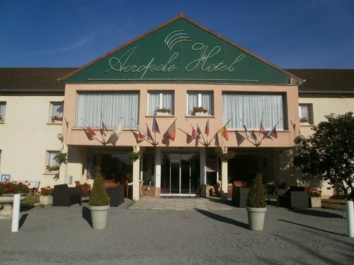 Гостиница Hôtel The Originals Bernay Acropole в Берне