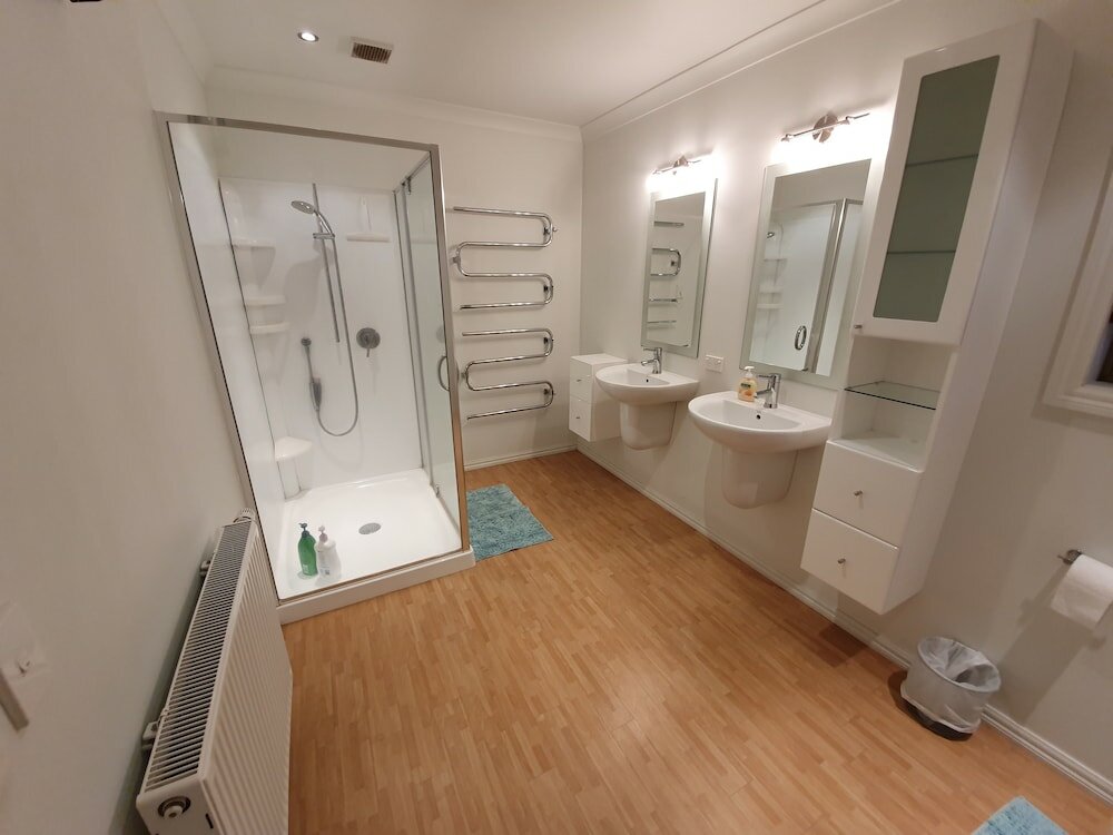 Фото Claremont Country Lodge B&b