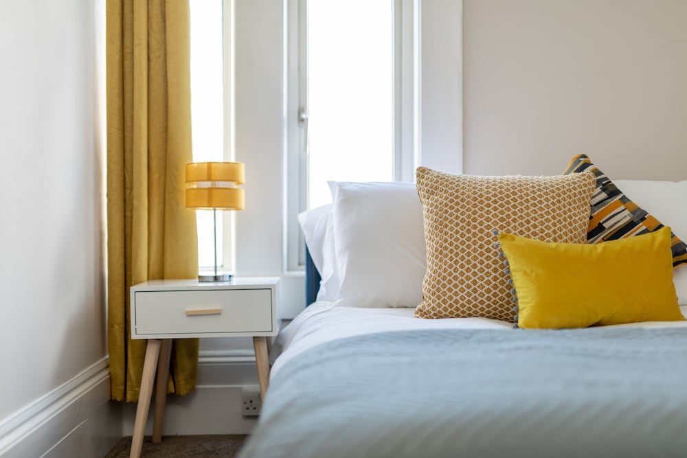 Фото Home. ly - London Kings Cross Apartments