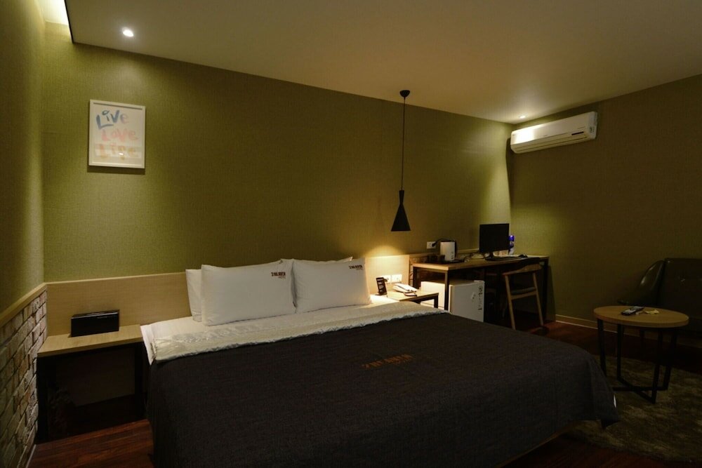 Фото Busan Deokcheon 2heaven