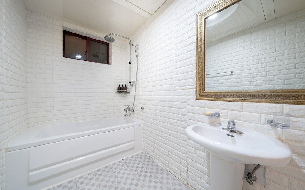 Фото Bucheon Mori Hotel