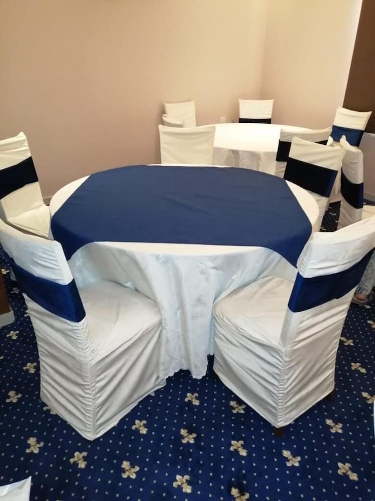 Фото Banan Hotel Suite