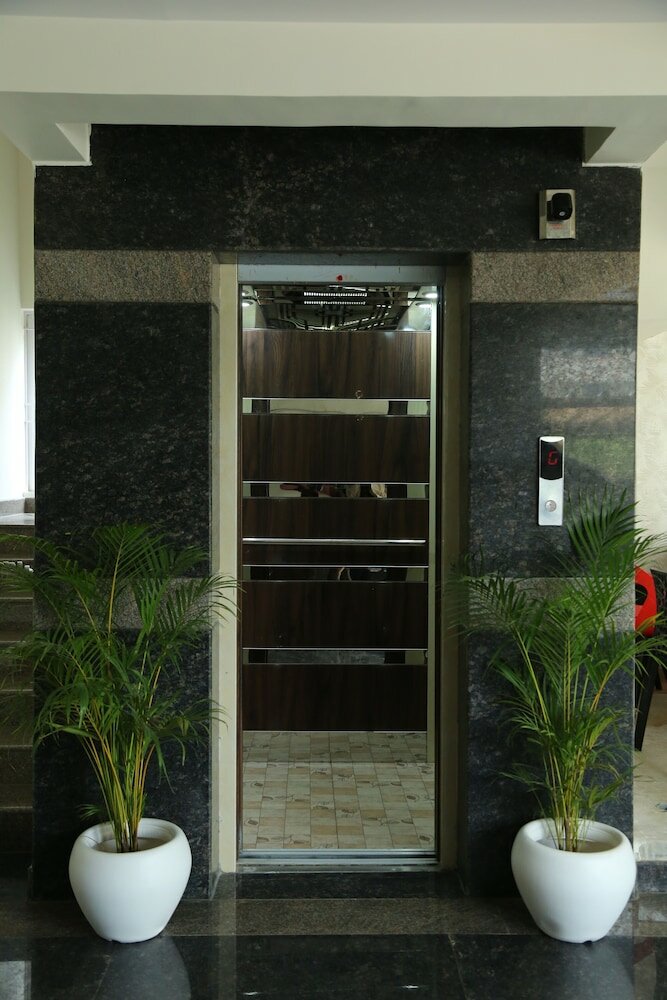 Фото Hotel Bangalore Airport Inn
