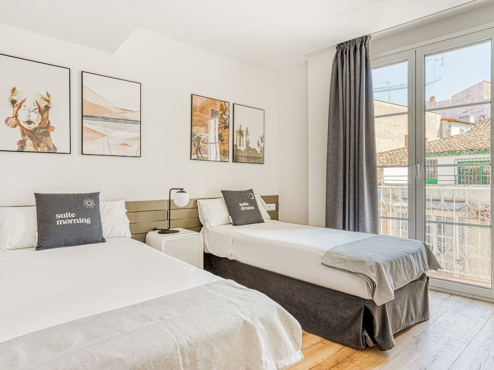 Фото Limehome Haro Calle de la Vega