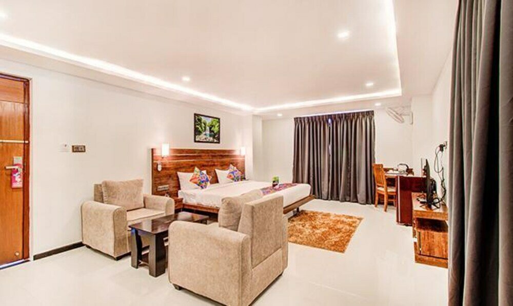 Фото отеля 2