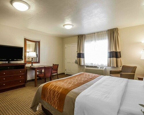 Гостиница Blu Pacific Hotel в Монтерее