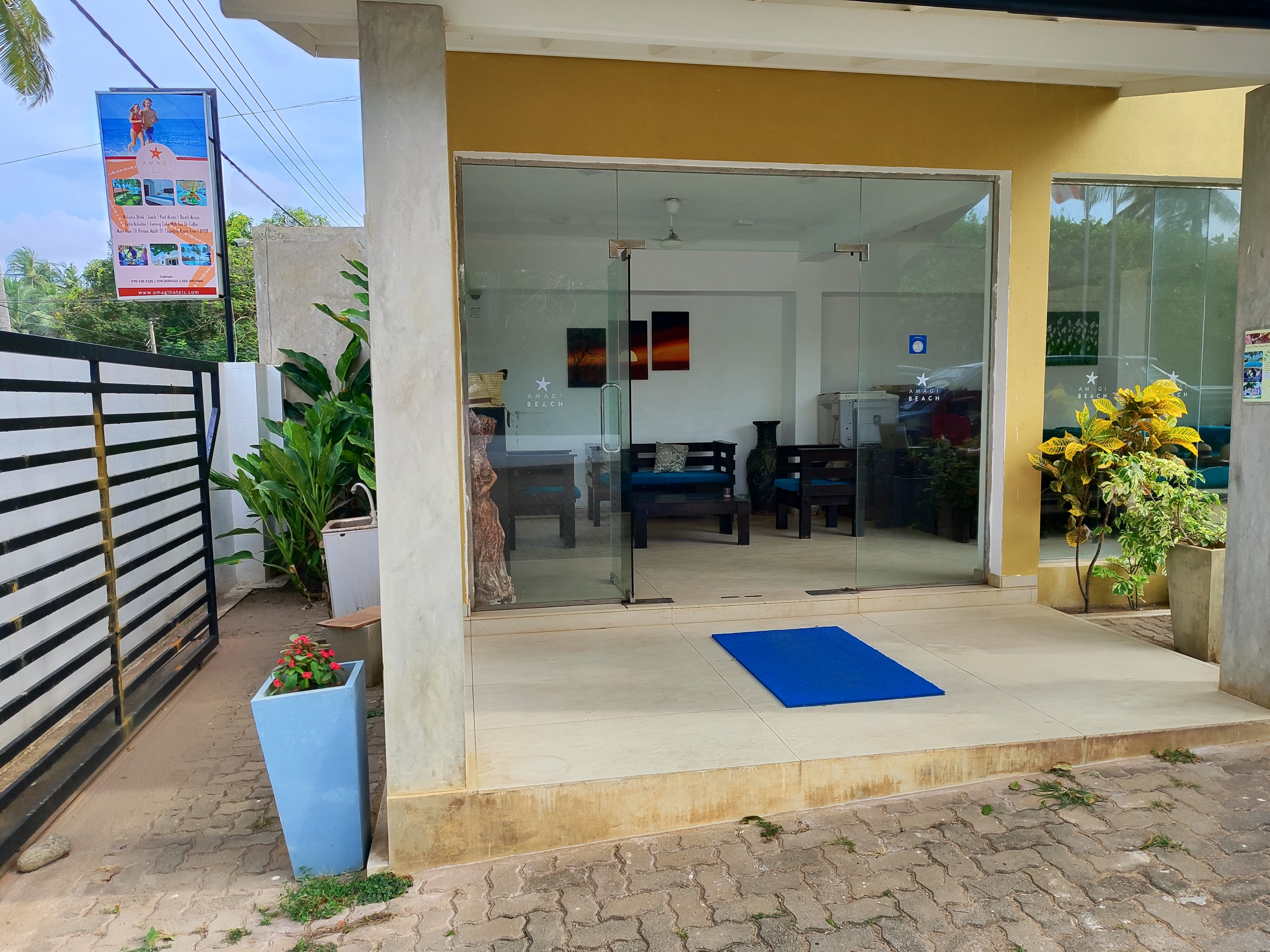 Фото Amagi Beach Hotel Marawila