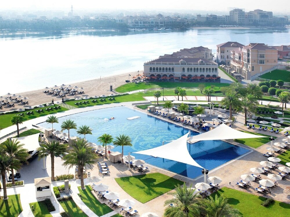 Фото The Ritz Carlton Abu Dhabi Grand Canal