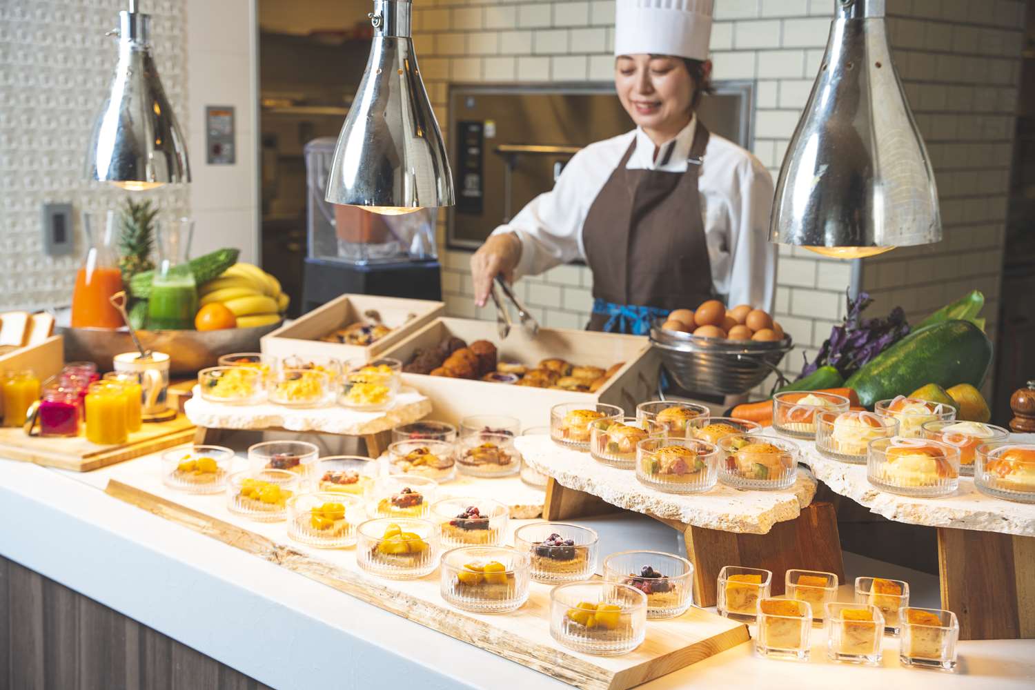 Фото DoubleTree by Hilton Okinawa Chatan Resort