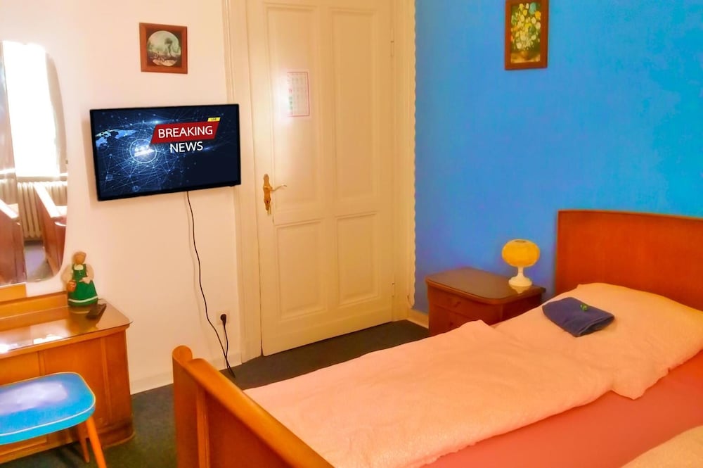 Фото A&s Ferienwohnungen Koblenzer Strasse