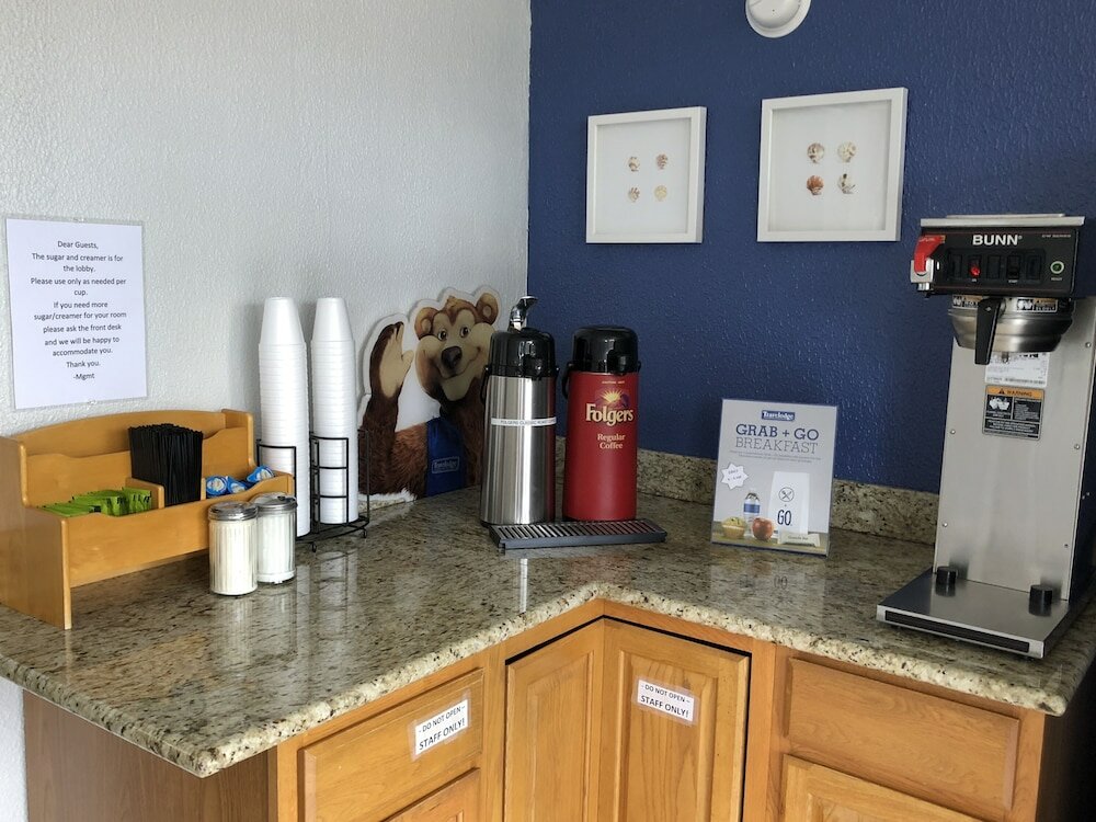 Фото Travelodge by Wyndham Fort Myers North