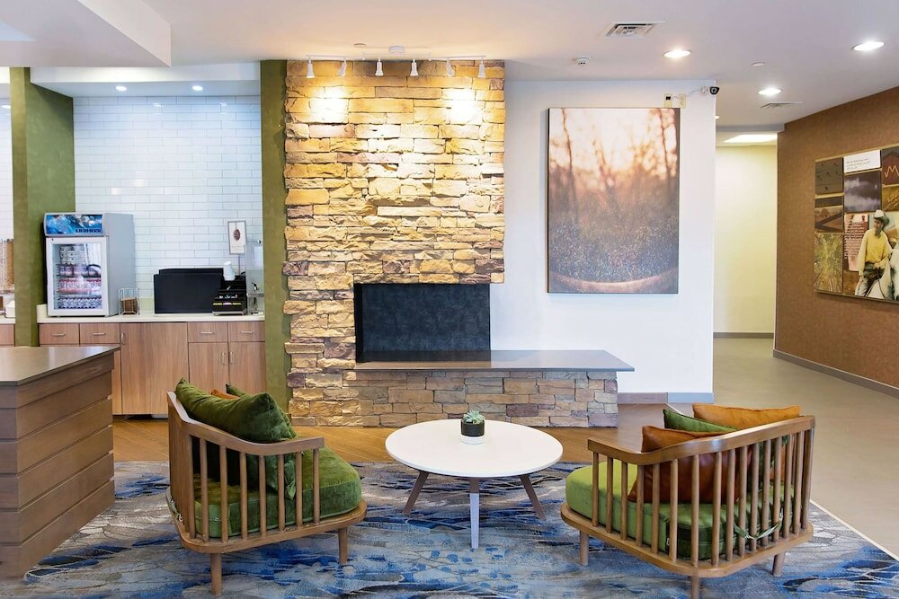 Фото Fairfield Inn by Marriott Hays