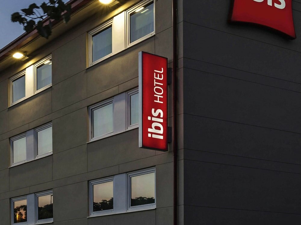 Фото Ibis Barcelona Cornella