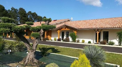 Гостиница Residence Les Demeures du Lac в Нераке
