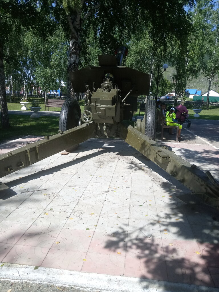 Памятник технике Пушка Великой Отечественной войны, Республика Алтай, фото