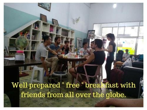 Фото Dazhong Backpackers Hostel