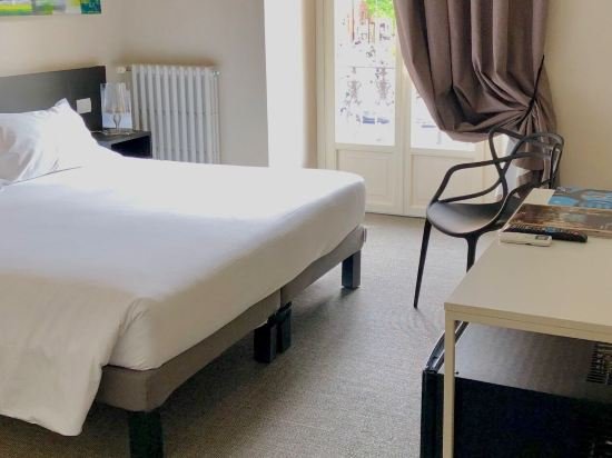 Фото Bue Nero Suites Verona