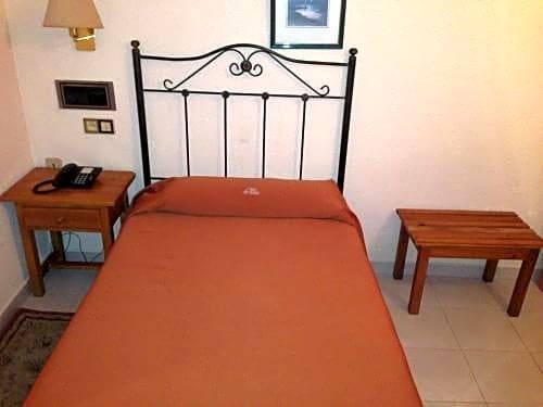 Фото Hotel Mi Casa