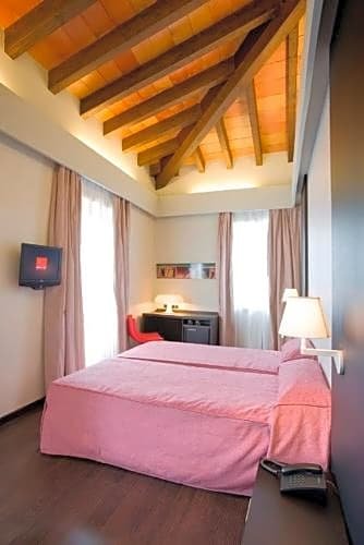 Фото Hotel El Raset