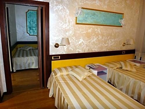 Фото Benny Hotel