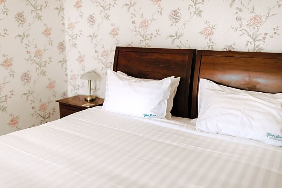 Фото Eliza's Manor Boutique Hotel