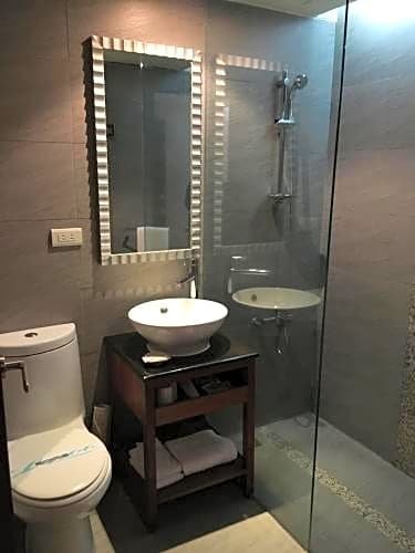 Фото Fuhau Hotel