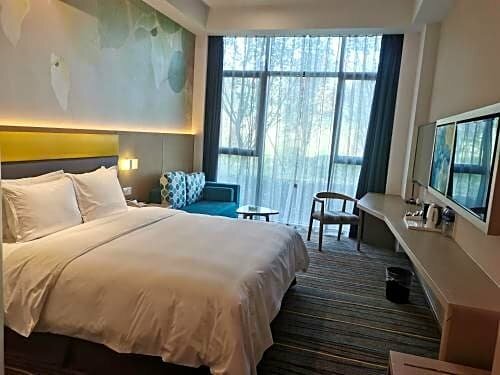 Гостиница Holiday Inn Express Emei Mountain