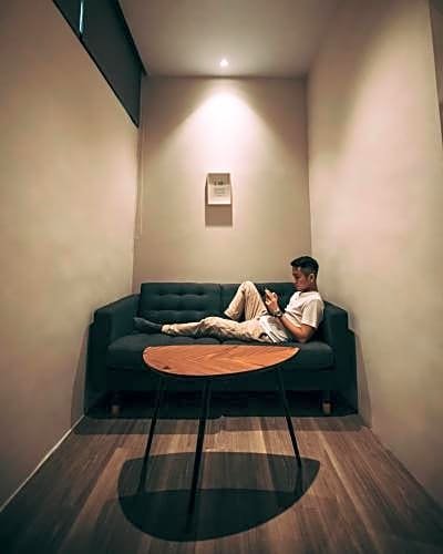 Фото Meander 1948 Hostel - Taipei Main Station